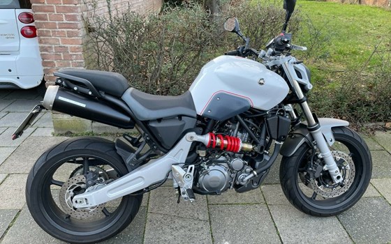 Gebrauchtmotorrad Yamaha MT-03 - Bild 1