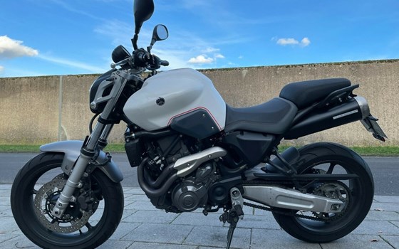 Gebrauchtmotorrad Yamaha MT-03 - Bild 3