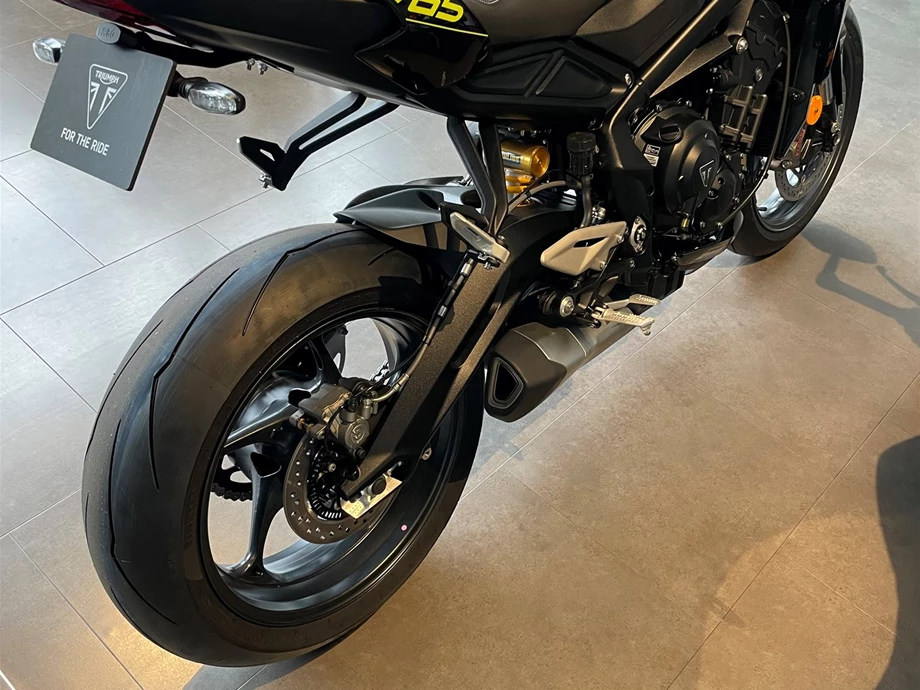 Offer Triumph Street Triple 765 RS Bild 2: Offer Triumph Street Triple 765 RS