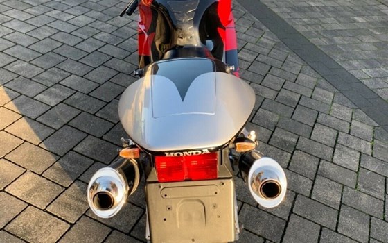 Gebrauchtmotorrad Honda VTR 1000 SP-1 - Bild 4