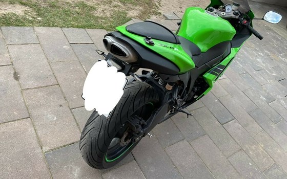 Gebrauchtmotorrad Kawasaki ZX-7R Ninja - Bild 3