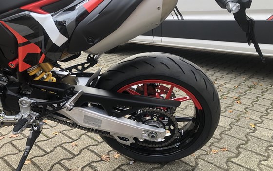 Gebrauchtmotorrad Ducati Hypermotard 698 Mono RVE - Bild 10