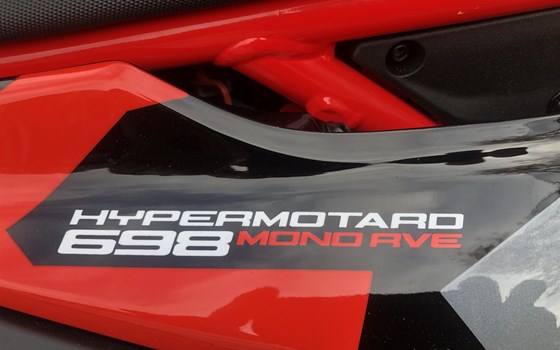Gebrauchtmotorrad Ducati Hypermotard 698 Mono RVE - Bild 5