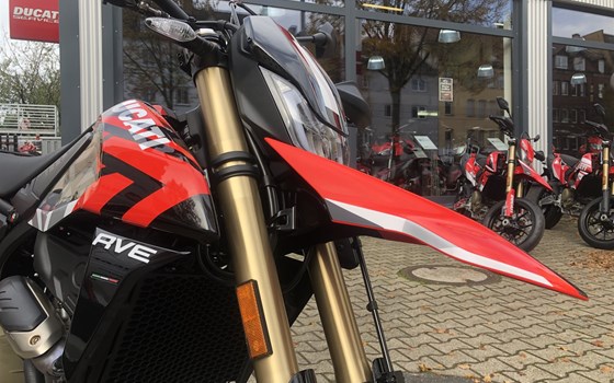Gebrauchtmotorrad Ducati Hypermotard 698 Mono RVE - Bild 8