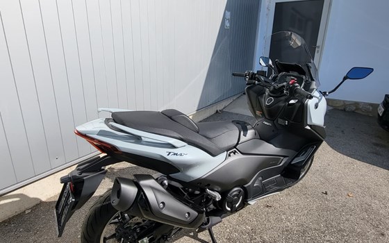 Neufahrzeug Yamaha TMAX 560 Tech Max - Bild 3 Neufahrzeug Yamaha TMAX 560 Tech Max - Bild 3