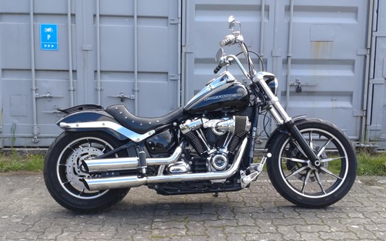 Gebrauchtmotorrad Harley-Davidson Softail Low Rider FXLR - Bild 1