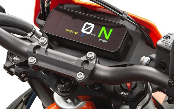 Neufahrzeug KTM 690 SMC R - Bild 6