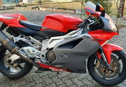 Gebrauchte Aprilia RSV 1000 Tuono R