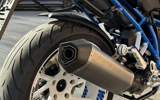 Gebrauchtmotorrad BMW R 1200 R - Bild 3 Gebrauchtmotorrad BMW R 1200 R - Bild 3