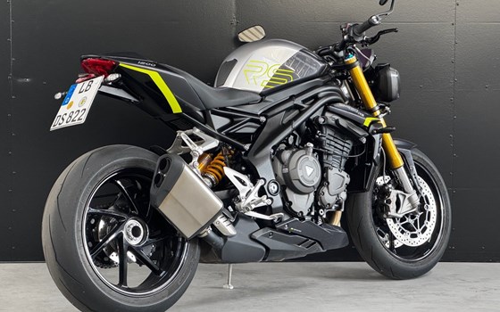 Gebrauchtmotorrad Triumph Speed Triple RS - Bild 3