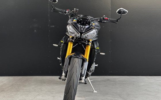 Gebrauchtmotorrad Triumph Speed Triple RS - Bild 8