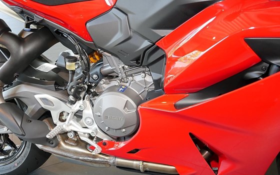 Neufahrzeug Ducati Panigale V2 S - Bild 4