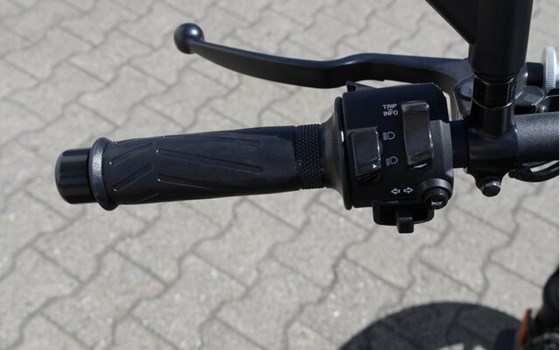 Gebrauchtmotorrad Yamaha XSR700 - Bild 15