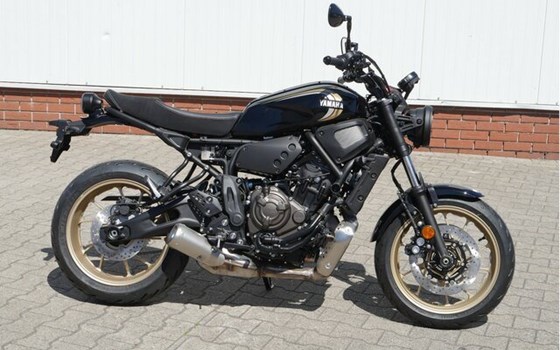 Gebrauchtmotorrad Yamaha XSR700 - Bild 3