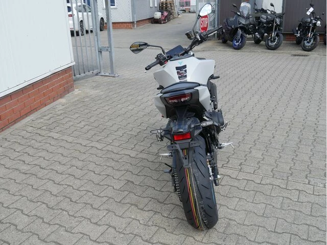 Angebot Yamaha MT-09 Bild 9: Angebot Yamaha MT-09