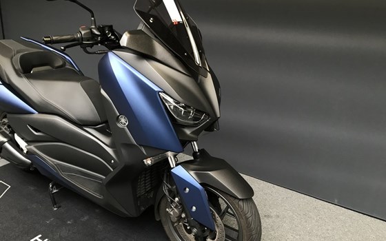 Gebrauchtmotorrad Yamaha XMAX 300 - Bild 2