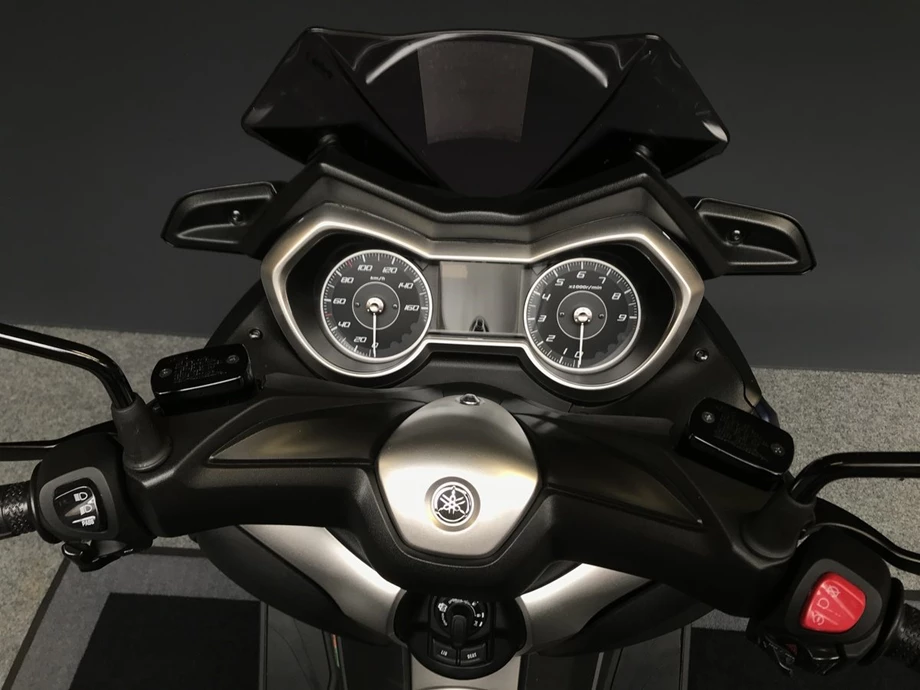 Angebot Yamaha XMAX 300 Bild 8: Angebot Yamaha XMAX 300