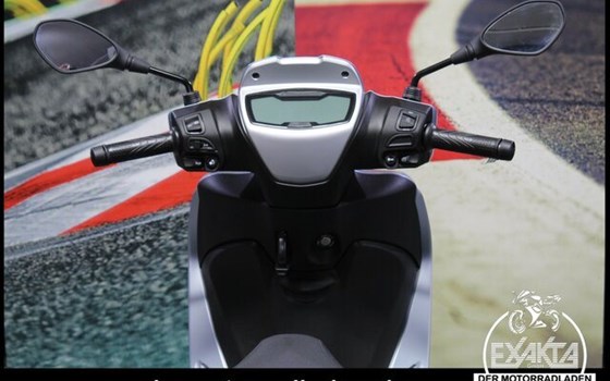 Neufahrzeug Piaggio Medley 200 - Bild 11