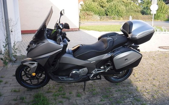 Gebrauchtmotorrad Honda Integra - Bild 4