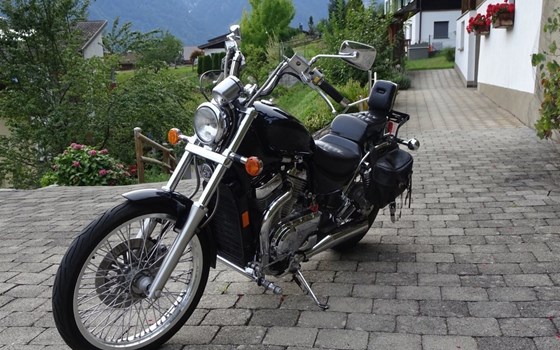 Gebrauchtmotorrad Suzuki Intruder VS 800 - Bild 1