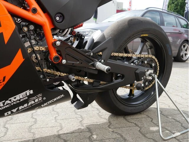 Angebot KTM RC 8C Bild 11: Angebot KTM RC 8C