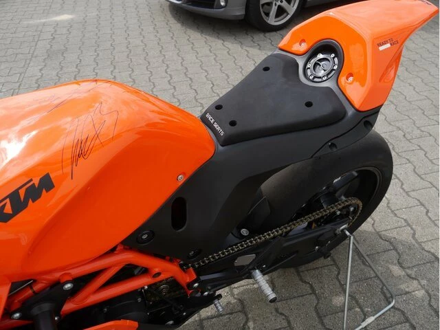 Angebot KTM RC 8C Bild 12: Angebot KTM RC 8C