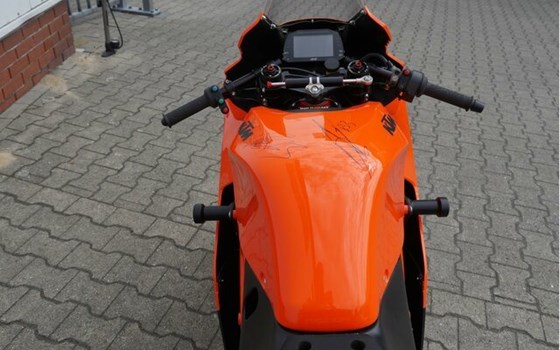 Gebrauchtmotorrad KTM RC 8C - Bild 15