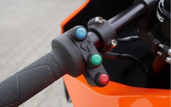 Gebrauchtmotorrad KTM RC 8C - Bild 16