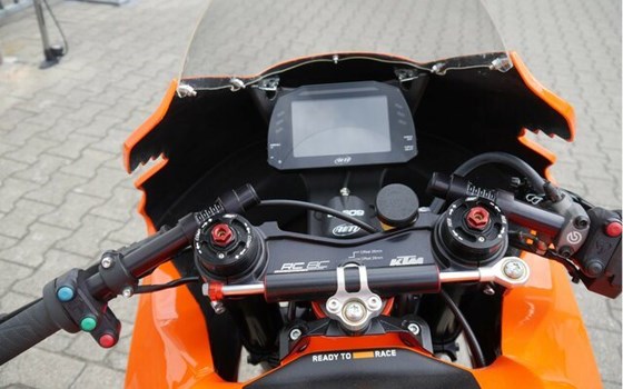 Gebrauchtmotorrad KTM RC 8C - Bild 18