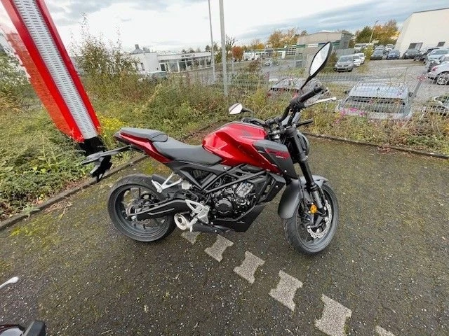 Offer Honda CB125R Bild 5: Offer Honda CB125R