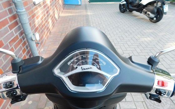 Gebrauchtmotorrad Vespa Primavera 125 Sport - Bild 11