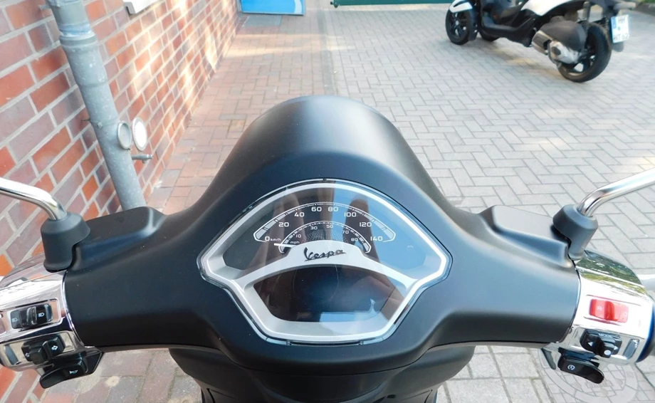 Angebot Vespa Primavera 125 Sport Bild 11: Angebot Vespa Primavera 125 Sport