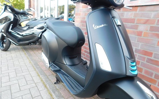 Gebrauchtmotorrad Vespa Primavera 125 Sport - Bild 14