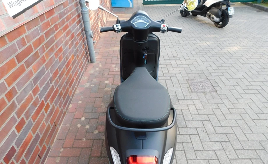 Angebot Vespa Primavera 125 Sport Bild 9: Angebot Vespa Primavera 125 Sport