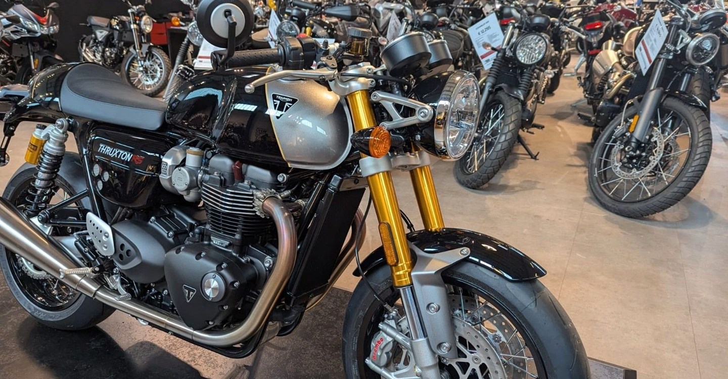 Zum Vergrößern bitte anklicken! Angebot Triumph Thruxton RS