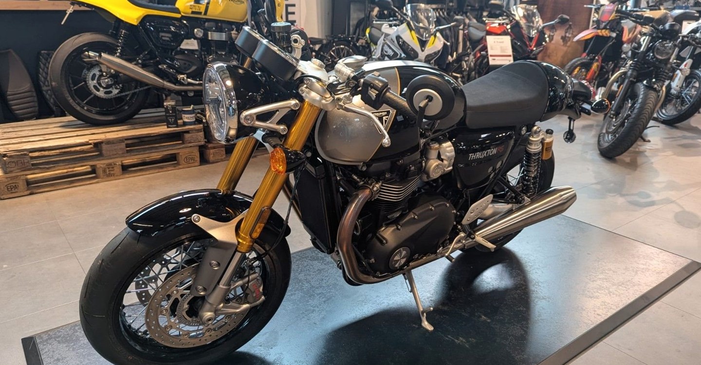 Zum Vergrößern bitte anklicken! Angebot Triumph Thruxton RS