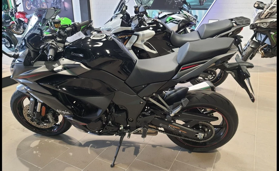 Angebot Kawasaki Ninja 1100SX SE Bild 3: Angebot Kawasaki Ninja 1100SX SE