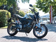 Honda CB125R