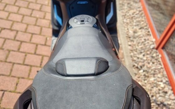 Gebrauchtmotorrad Yamaha TMAX 560 Tech Max - Bild 4