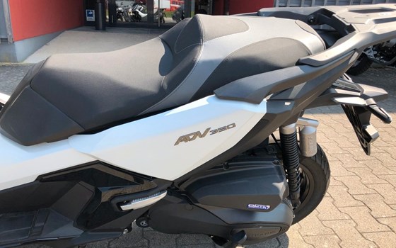 Gebrauchtmotorrad Honda ADV350 - Bild 5