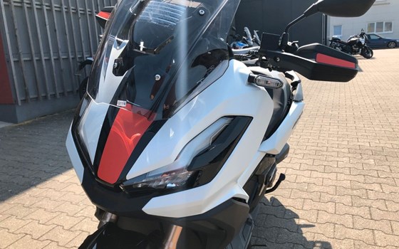 Gebrauchtmotorrad Honda ADV350 - Bild 8