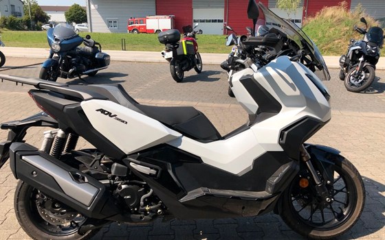 Gebrauchtmotorrad Honda ADV350 - Bild 9