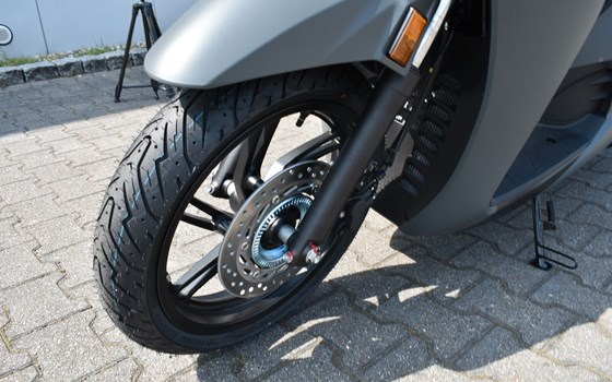 Gebrauchtmotorrad Honda SH350i - Bild 9