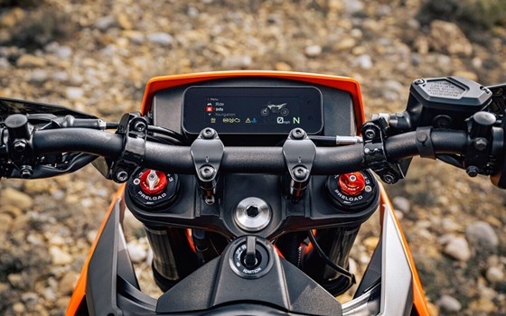 Neufahrzeug KTM 390 Enduro R - Bild 4 Neufahrzeug KTM 390 Enduro R - Bild 4