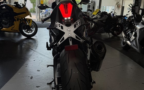 Gebrauchtmotorrad Suzuki GSX-R1000R - Bild 6