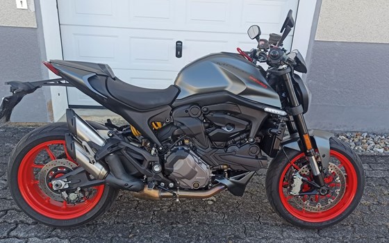 Gebrauchtmotorrad Ducati Monster + - Bild 1