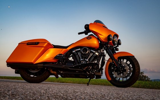Gebrauchtmotorrad Harley-Davidson Touring Street Glide Special FLHXS - Bild 12 Gebrauchtmotorrad Harley-Davidson Touring Street Glide Special FLHXS - Bild 12