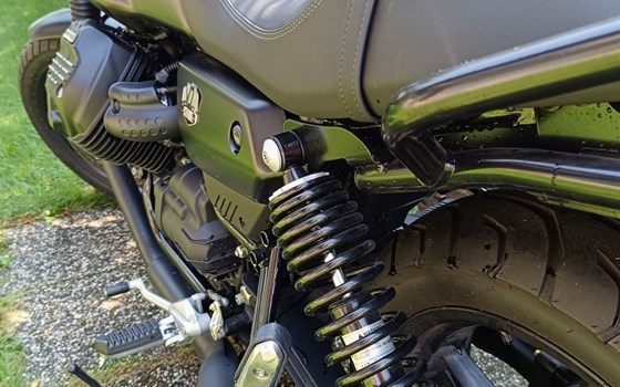 Gebrauchtmotorrad Moto Guzzi V7 III Stone - Bild 5 Gebrauchtmotorrad Moto Guzzi V7 III Stone - Bild 5