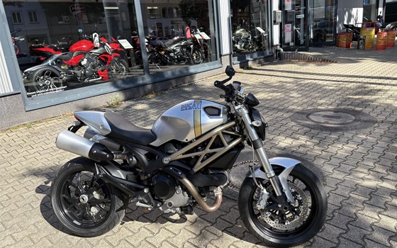 Gebrauchtmotorrad Ducati Monster 1100 - Bild 7