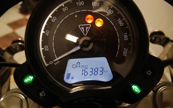 Gebrauchtmotorrad Triumph Speedmaster - Bild 18 Gebrauchtmotorrad Triumph Speedmaster - Bild 18